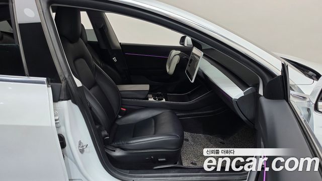 Tesla Model 3 2020 — photo 16