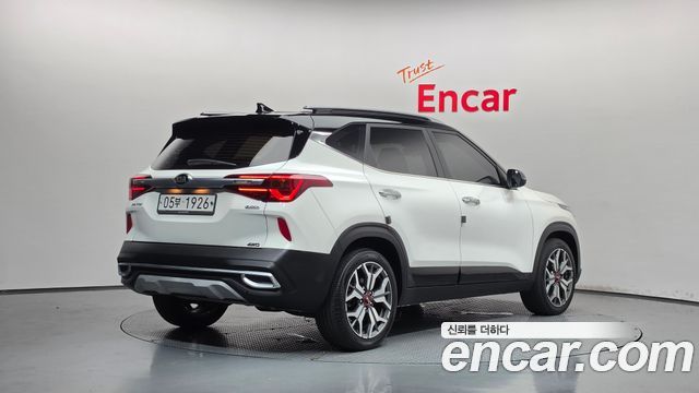 Kia Seltos 2020 — photo 2