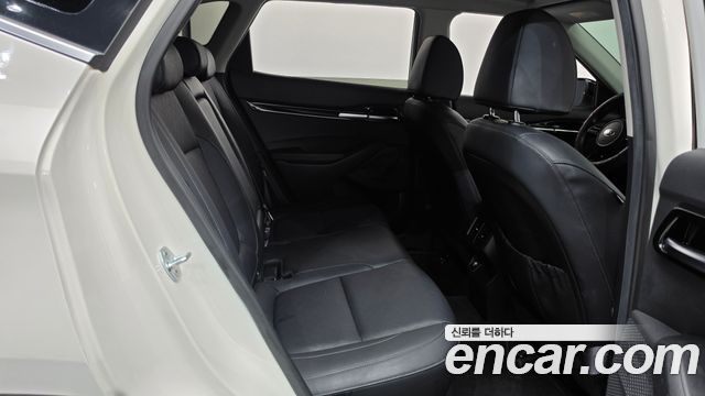 Kia Seltos 2020 — photo 11