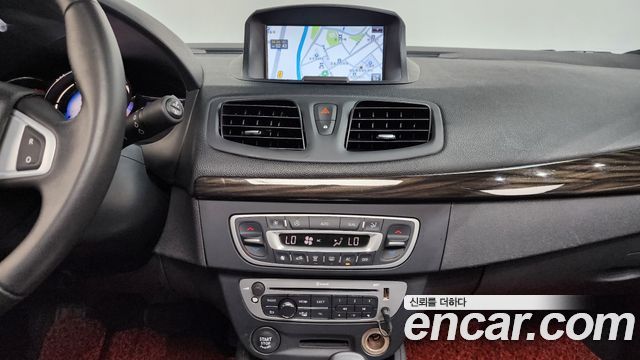 Renault Korea SM3 2013 — photo 19