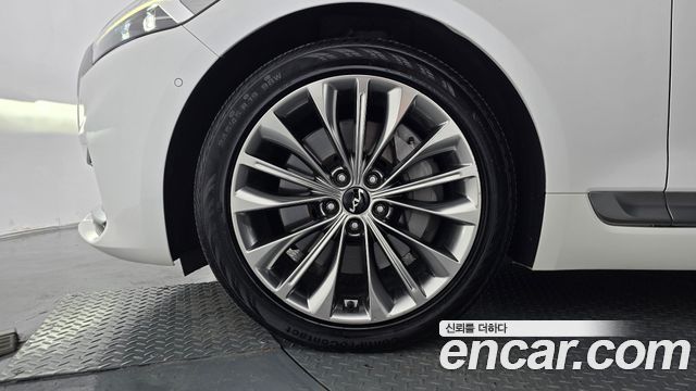 Kia K9 2022 — photo 5