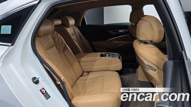 Kia K9 2022 — photo 17