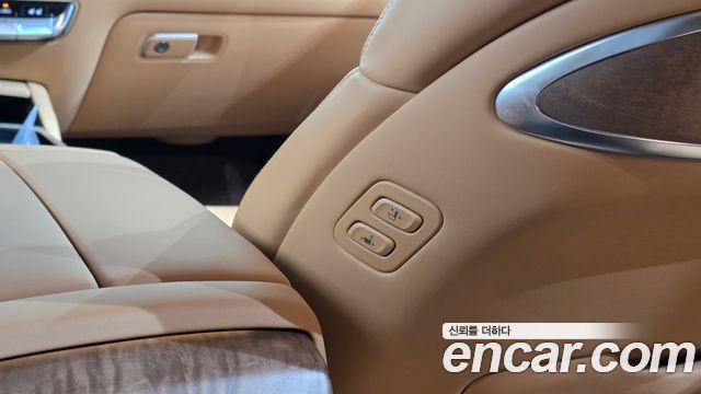 Kia K9 2022 — photo 29