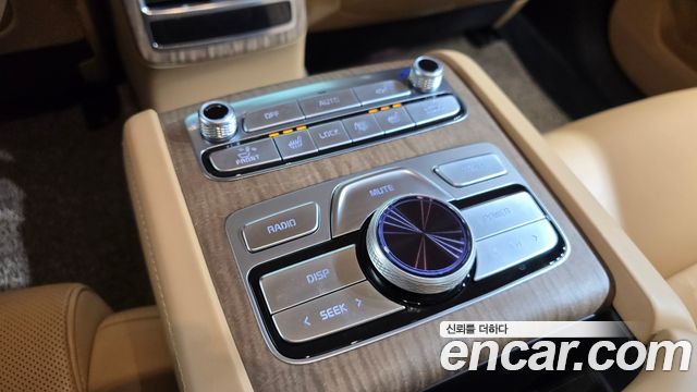 Kia K9 2022 — photo 30