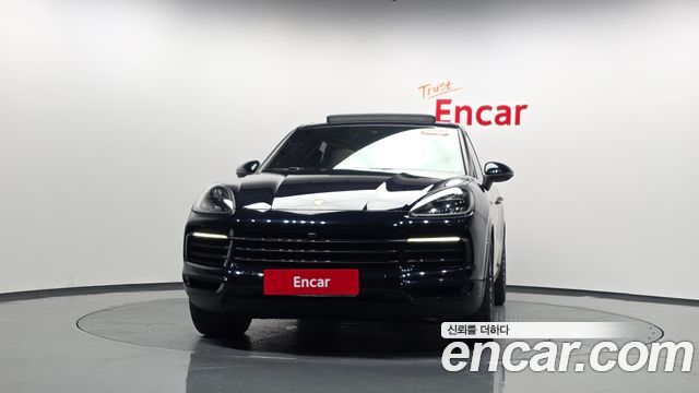 Porsche Cayenne 2020 — photo 3