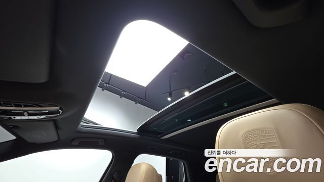 Porsche Cayenne 2020 — photo 22