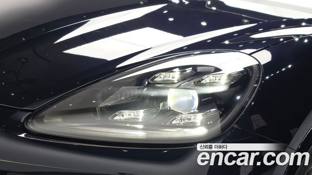 Porsche Cayenne 2020 — photo 8