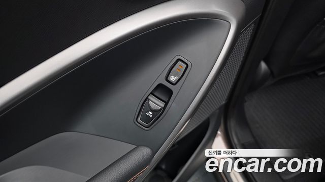Hyundai Maxcruz 2016 — photo 24