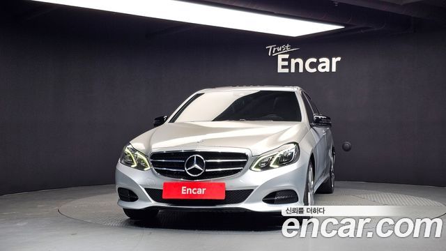 Mercedes-Benz E-Class 2016 — photo 3