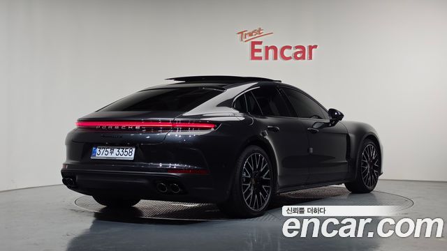Porsche Panamera 2025 — photo 2