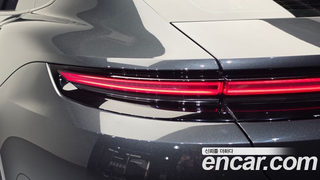 Porsche Panamera 2025 — photo 9