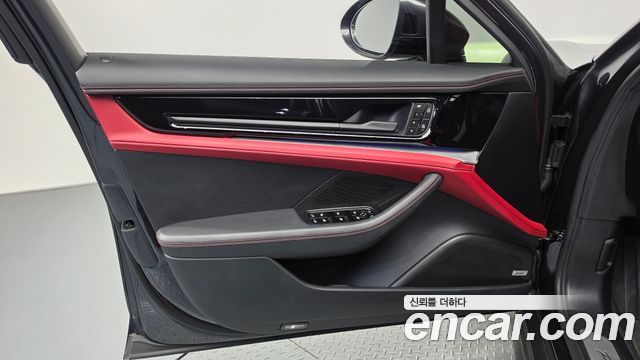 Porsche Panamera 2025 — photo 14