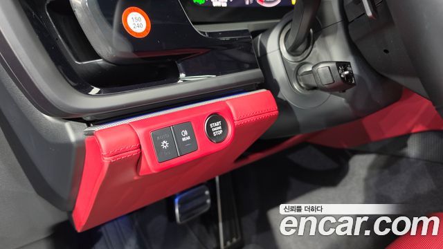Porsche Panamera 2025 — photo 30