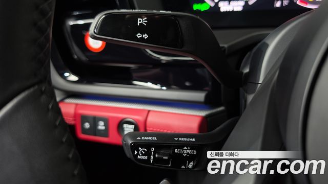 Porsche Panamera 2025 — photo 42
