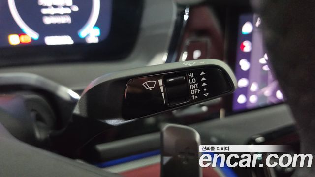Porsche Panamera 2025 — photo 43