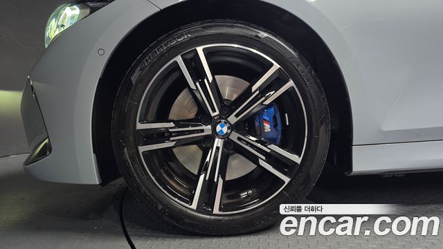 BMW 3-Series 2025 — photo 5
