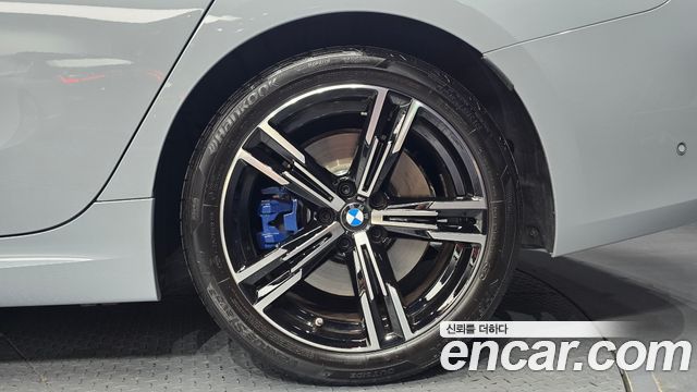 BMW 3-Series 2025 — photo 7