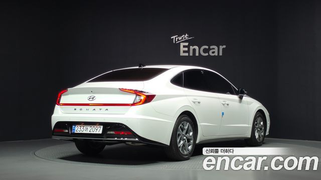 Hyundai Sonata 2022 — photo 2