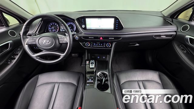 Hyundai Sonata 2022 — photo 10