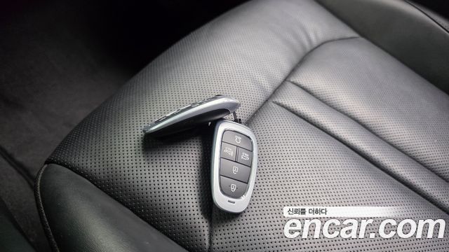 Hyundai Sonata 2022 — photo 31