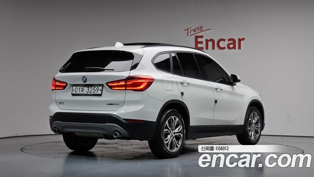 BMW X1 2019 — photo 2