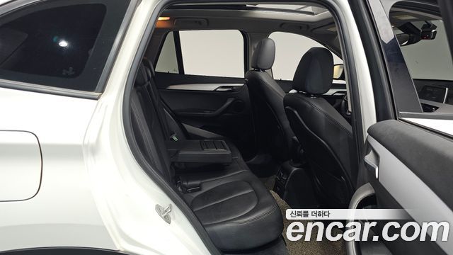 BMW X1 2019 — photo 17