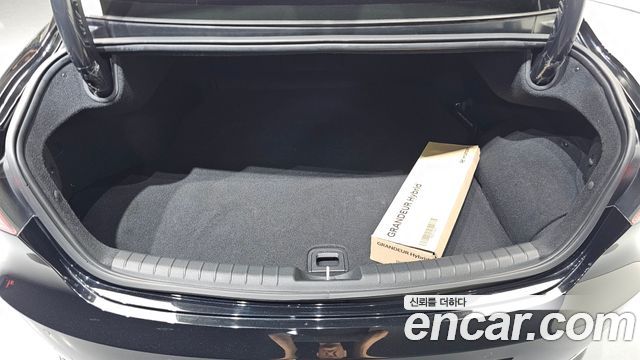 Hyundai Grandeur 2023 — photo 23