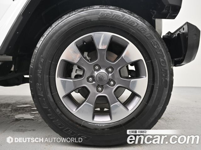 Jeep Wrangler 2020 — photo 5