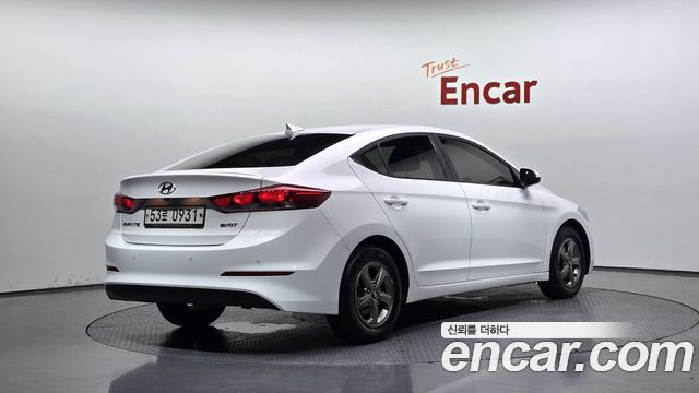 Hyundai AVANTE 2016 — photo 2