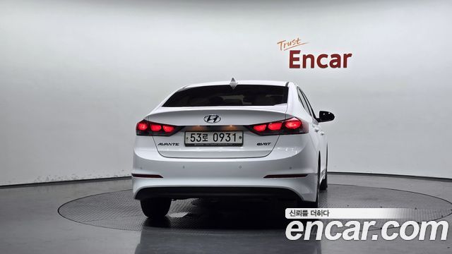 Hyundai AVANTE 2016 — photo 4