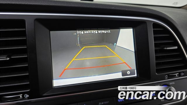 Hyundai AVANTE 2016 — photo 22