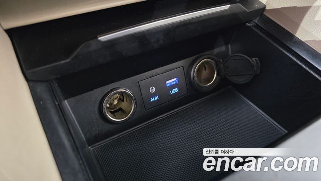 Hyundai AVANTE 2016 — photo 29