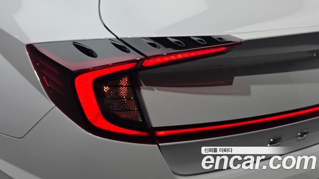 Hyundai Sonata 2023 — photo 9