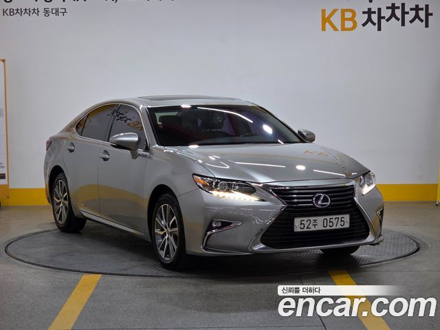 Lexus ES 2016 — photo 3