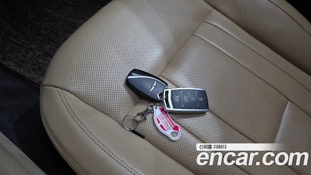 Hyundai Genesis 2016 — photo 21
