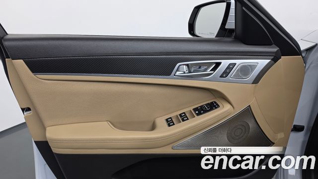 Hyundai Genesis 2016 — photo 14