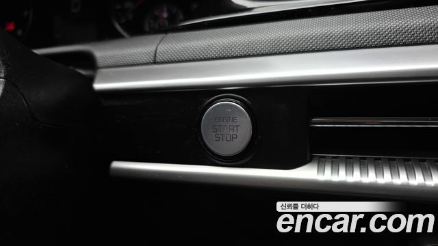 Kia K5 2022 — photo 24