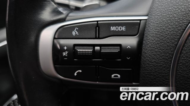Kia K5 2022 — photo 25