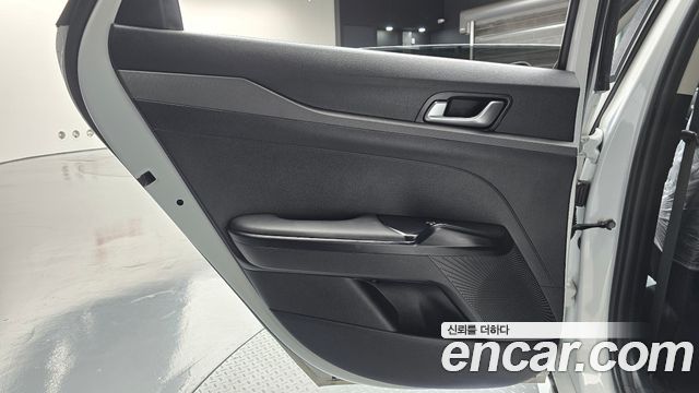 Kia K5 2022 — photo 15