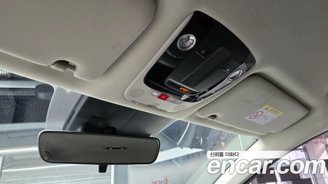 Kia K5 2022 — photo 31