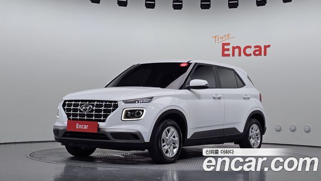 Hyundai Venue 2022 — photo 1