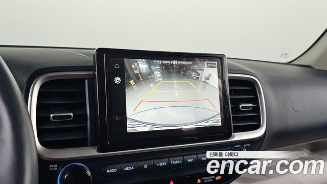 Hyundai Venue 2022 — photo 21