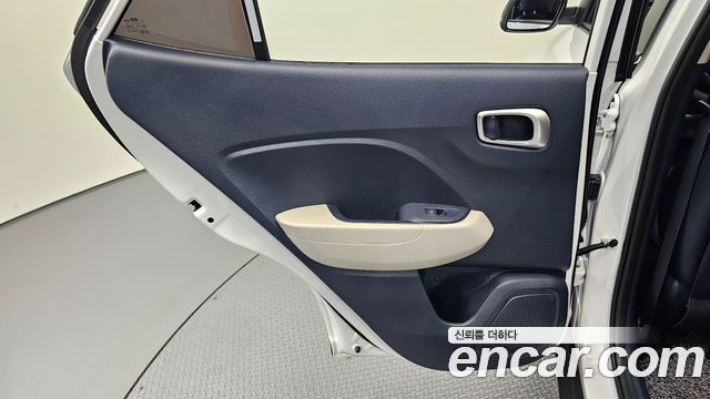 Hyundai Venue 2022 — photo 15
