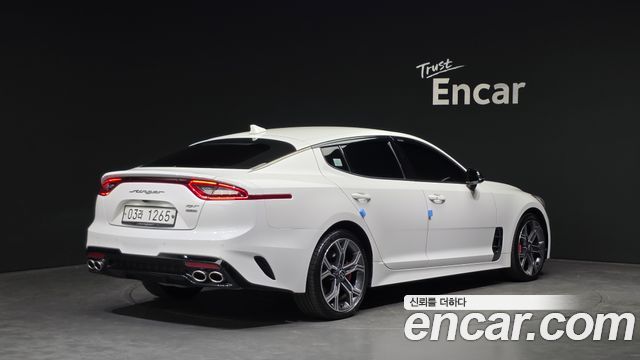 Kia Stinger 2018 — photo 2