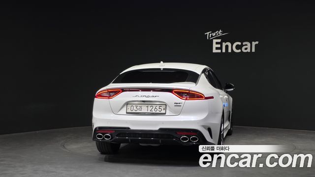 Kia Stinger 2018 — photo 4
