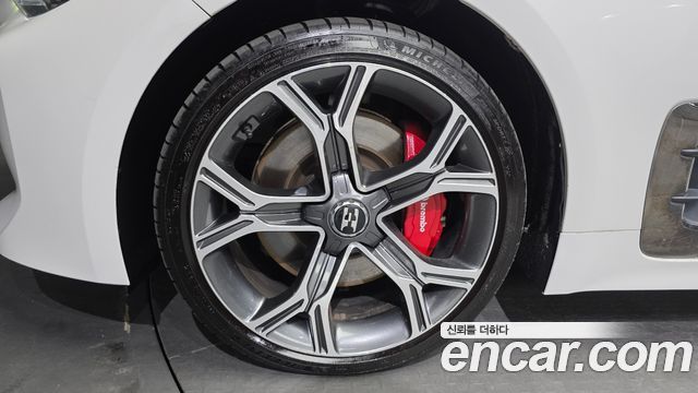 Kia Stinger 2018 — photo 5
