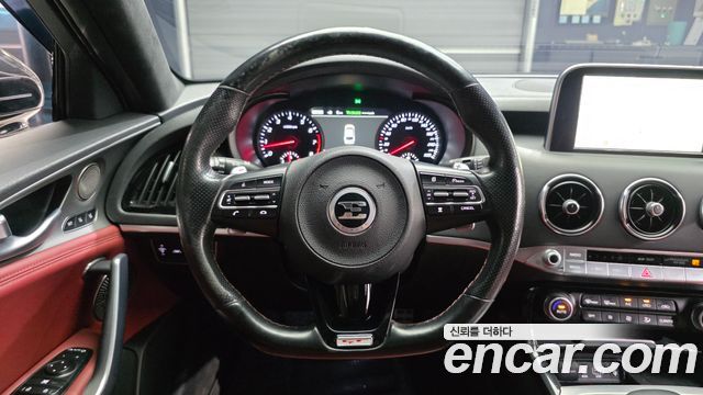 Kia Stinger 2018 — photo 18