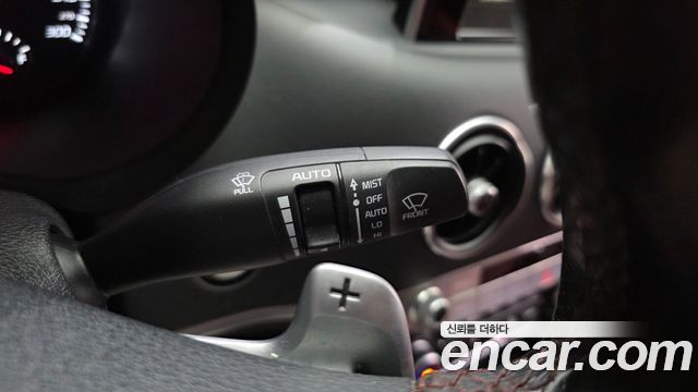 Kia Stinger 2018 — photo 23