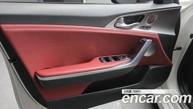 Kia Stinger 2018 — photo 14
