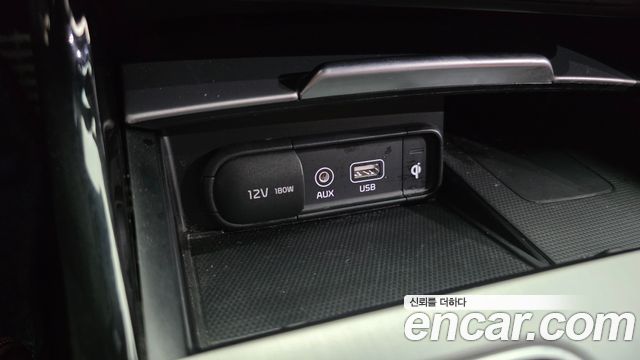 Kia Stinger 2018 — photo 27